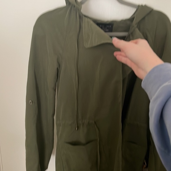 Light Jacket - Picture 4 of 6